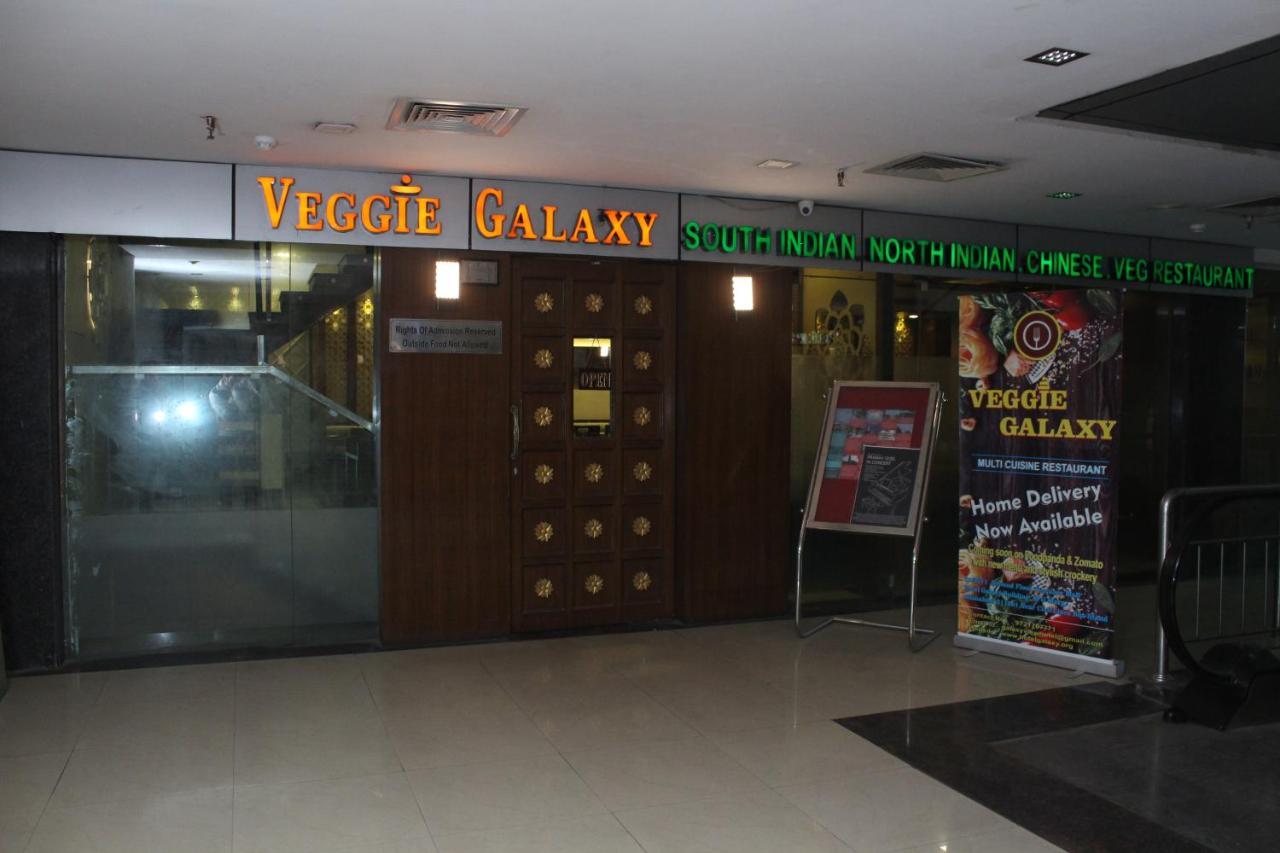 Hotel Galaxy Allāhābād Junction Zewnętrze zdjęcie